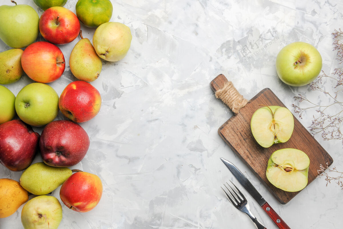 梨顶视图绿色苹果和其他水果在白色背景上健康水果新鲜
