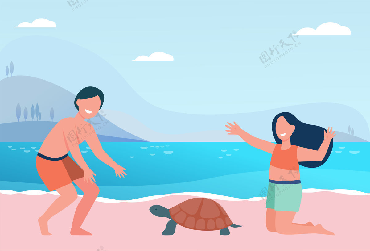 可爱快乐可爱的孩子们在沙滩上玩海龟玩耍娱乐现代