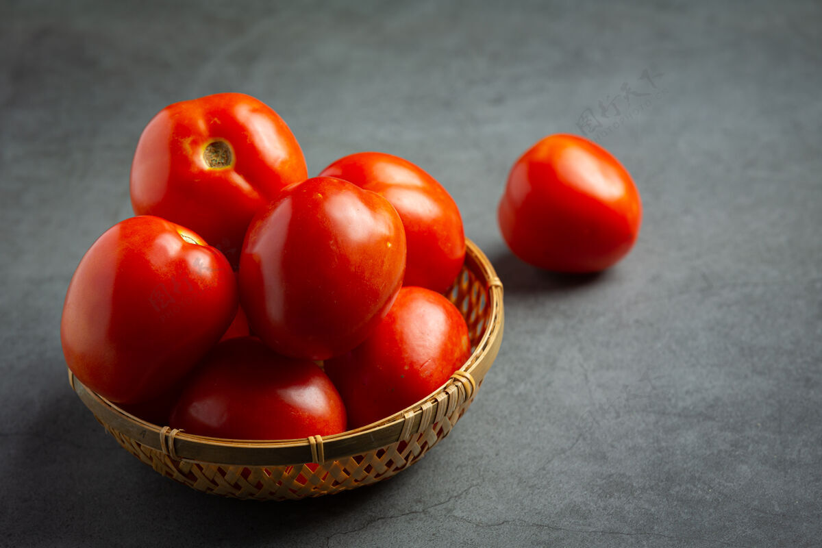 蛋白质新鲜的西红柿可以煮了种子收获营养