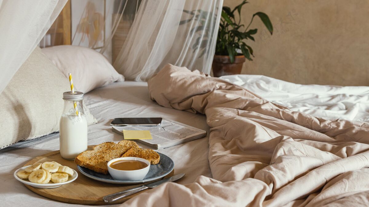 花生酱床上早餐高角度分类牛奶菜