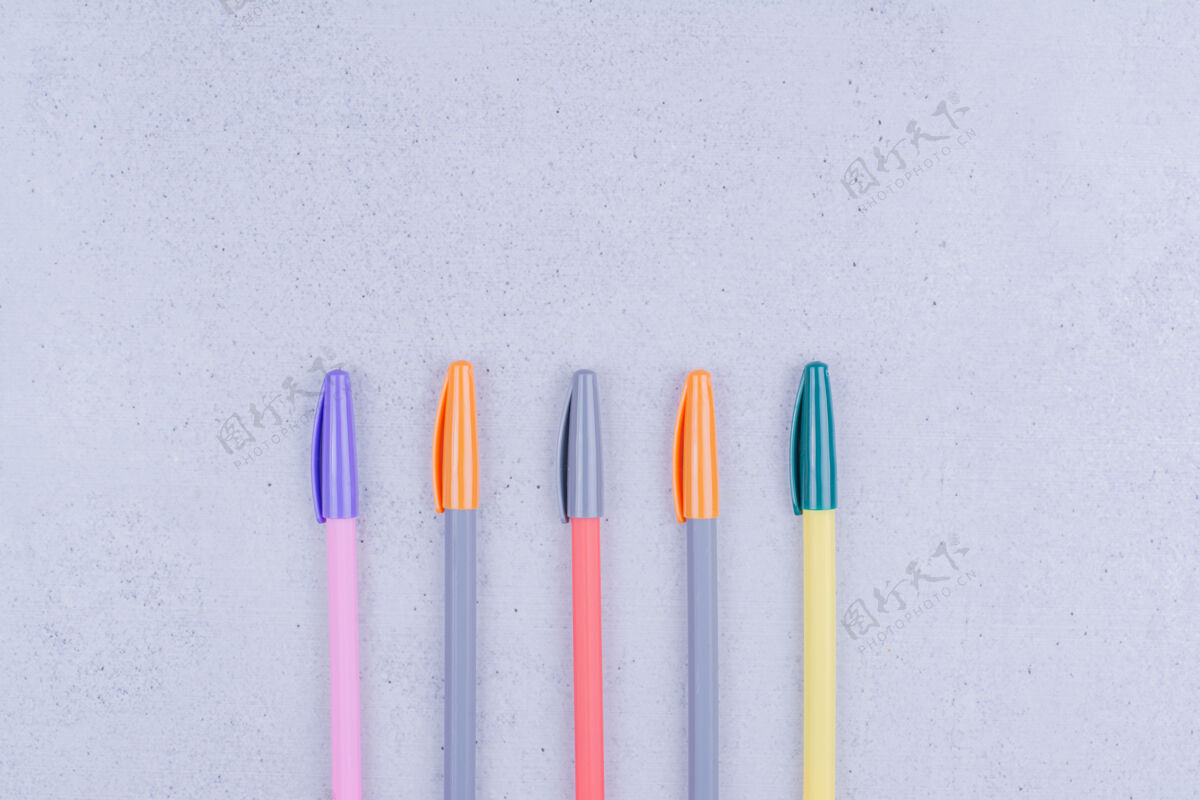 灰色曼荼罗彩色铅笔套装学习学校绘画