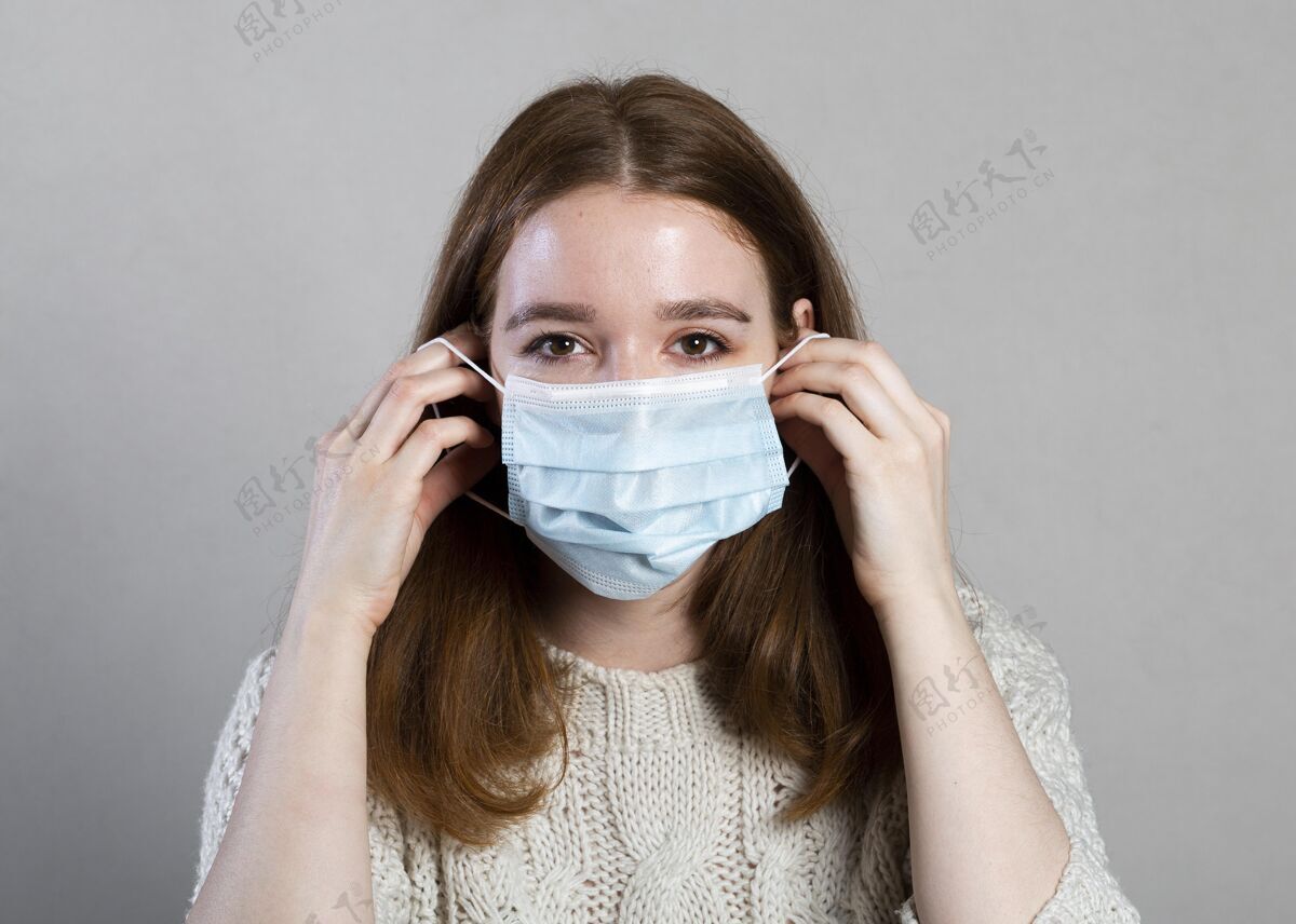 妇女戴着医用口罩的女人病毒医疗面罩女性
