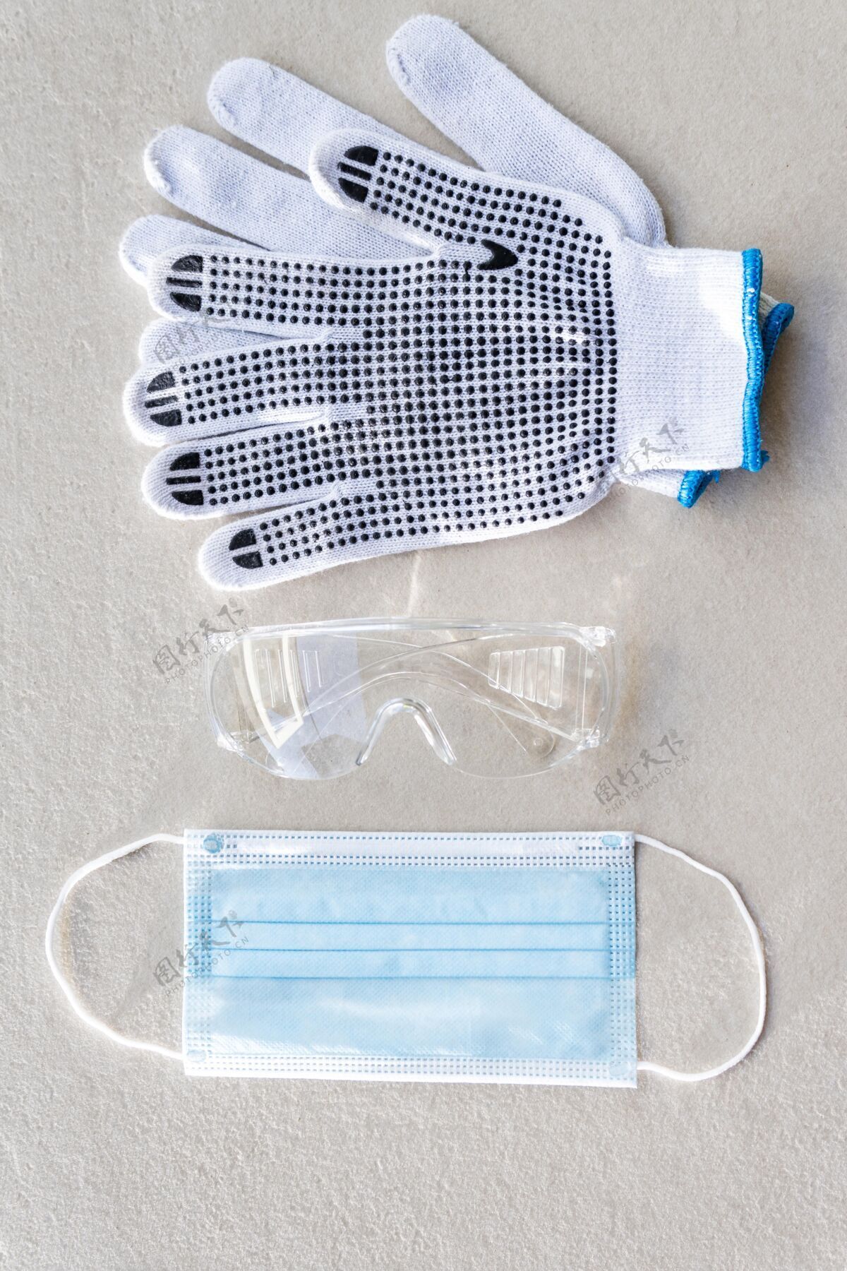 安全顶视图安全施工手套和医用面罩工具保护保护